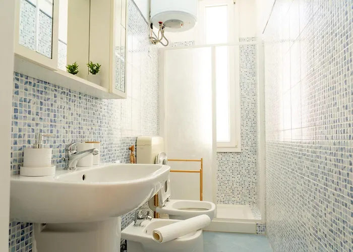 Accesso Al Mare, Perseo Daire